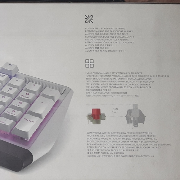 Alienware Keyboard - Picture 4 of 10